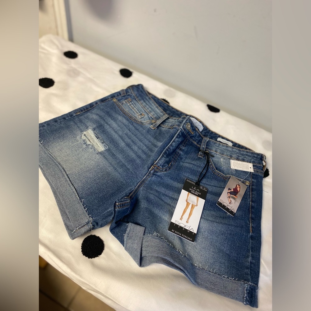 Mid Rise Shorts - Picture 1 of 5